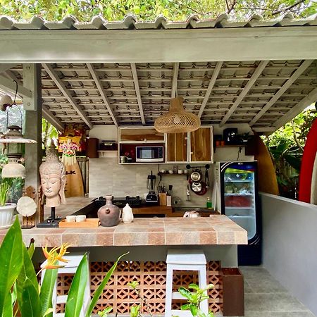 Blue Waves Balangan Homestay أُلُواتو المظهر الخارجي الصورة